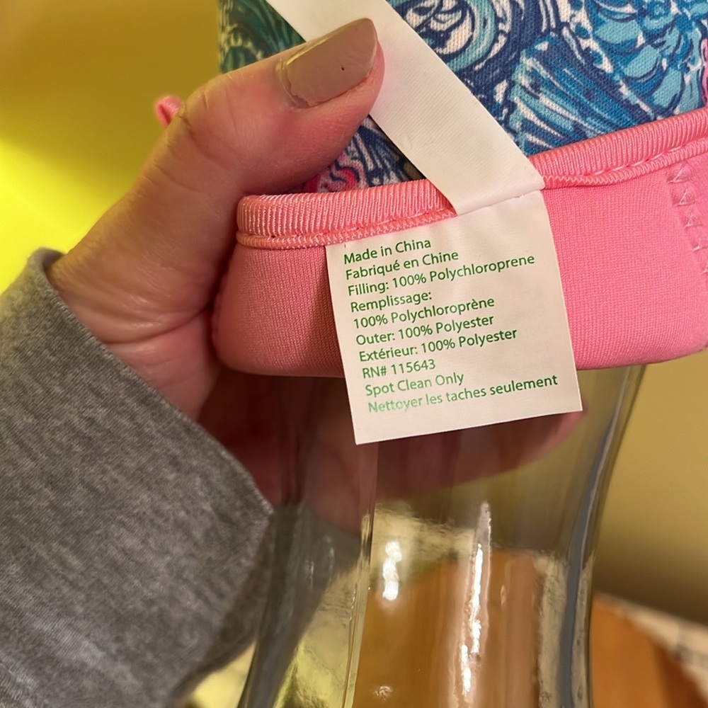 Lilly Pulitzer Beverage Carafe - Blue Haven / Raising Shell Pattern - Picture 12 of 13